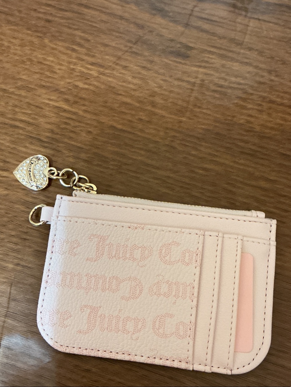 NWOT Juicy Couture Light Pink Card Case with Gold Heart Charm